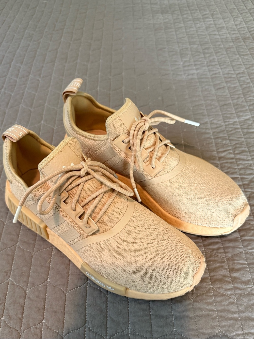 adidas NMD R1 sneaker! - Picture 8 of 10
